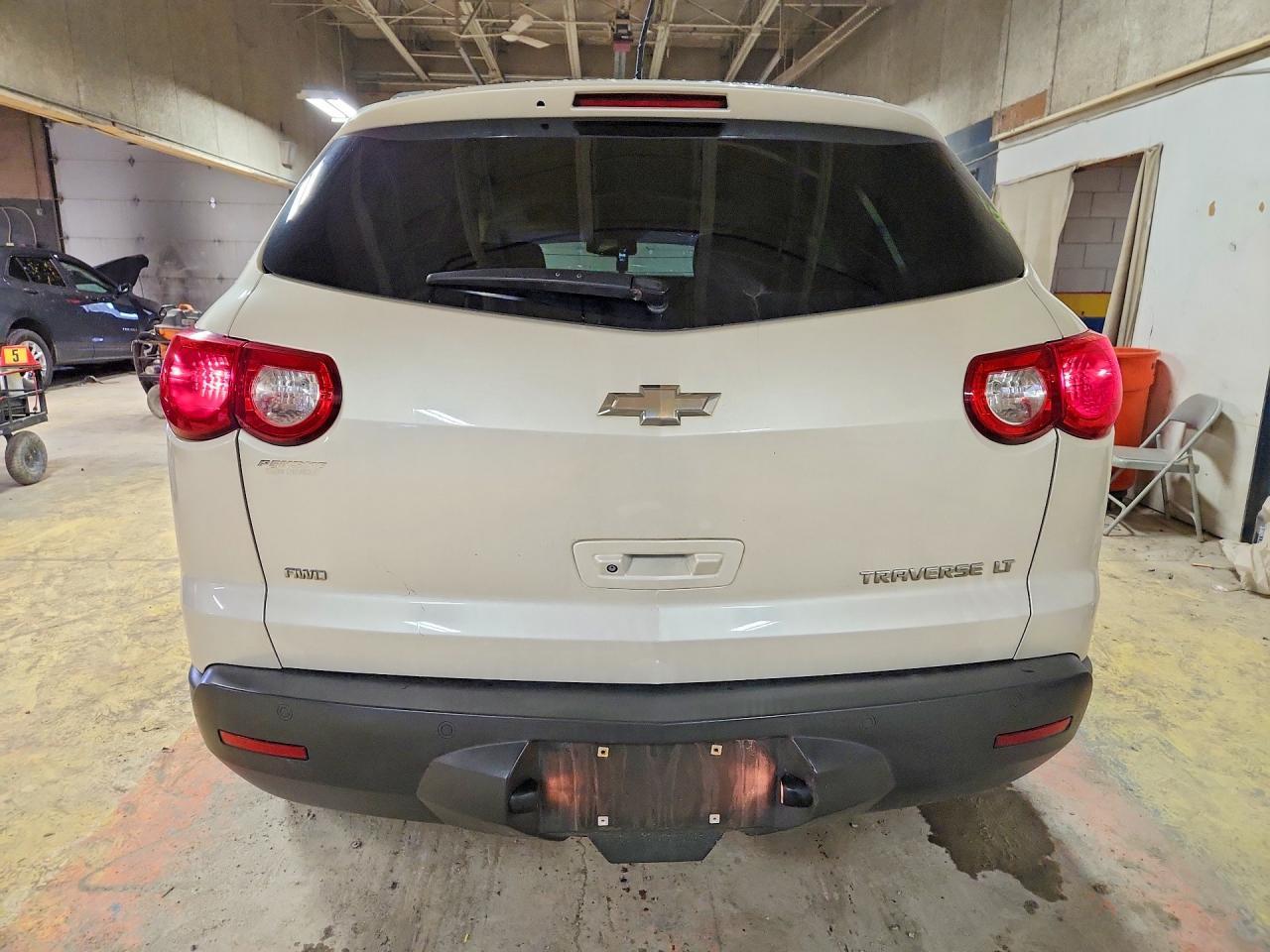 2011 Chevrolet Traverse Lt - Фото 6