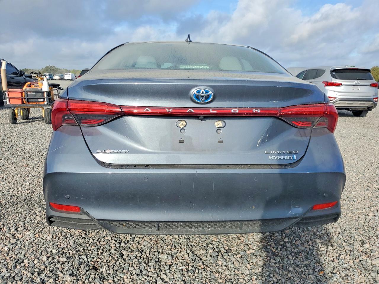2019 Toyota Avalon Hybrid Limited - Фото 6
