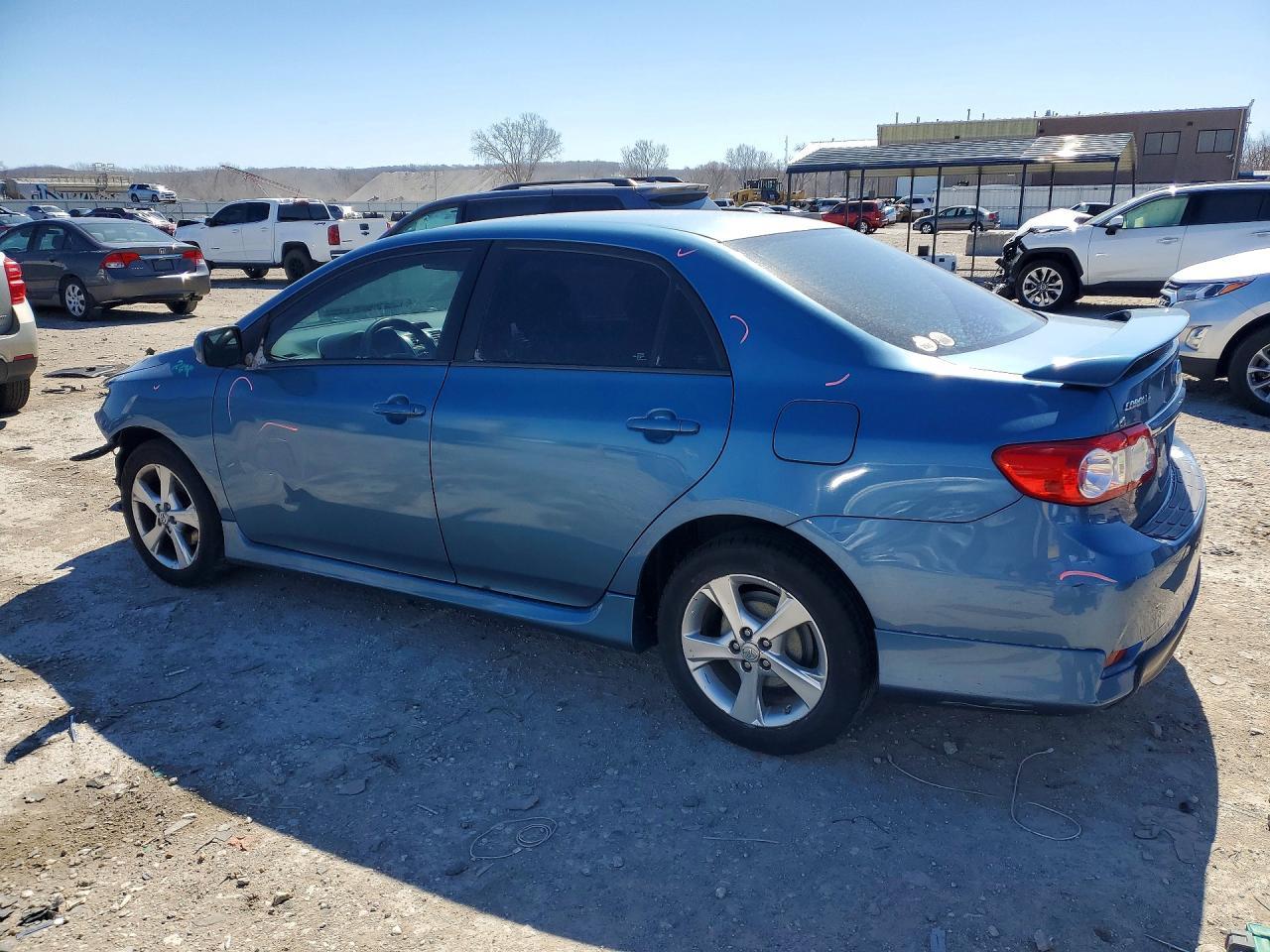 2013 Toyota Corolla S - Фото 2