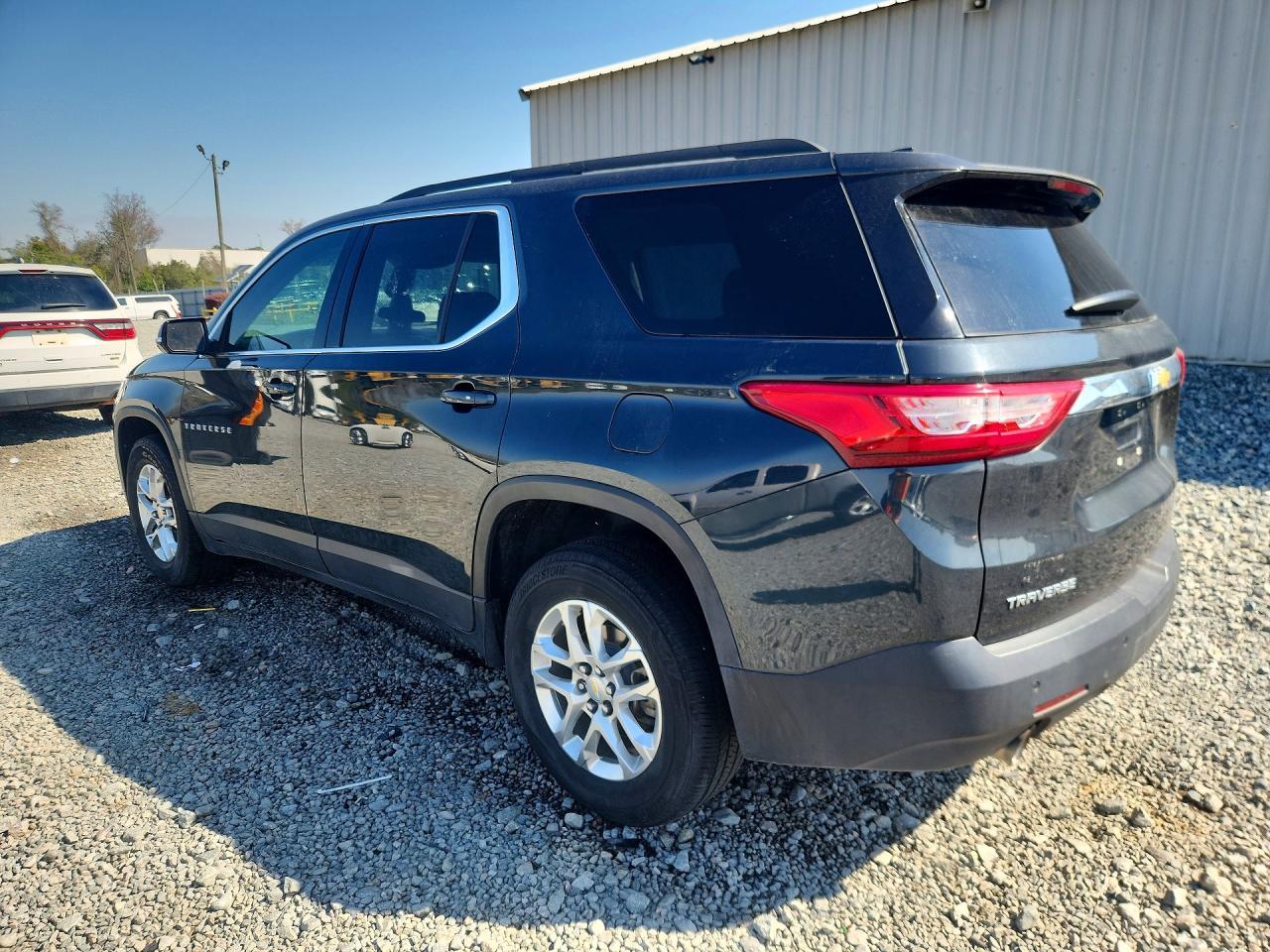 2020 Chevrolet Traverse Lt - Image 2