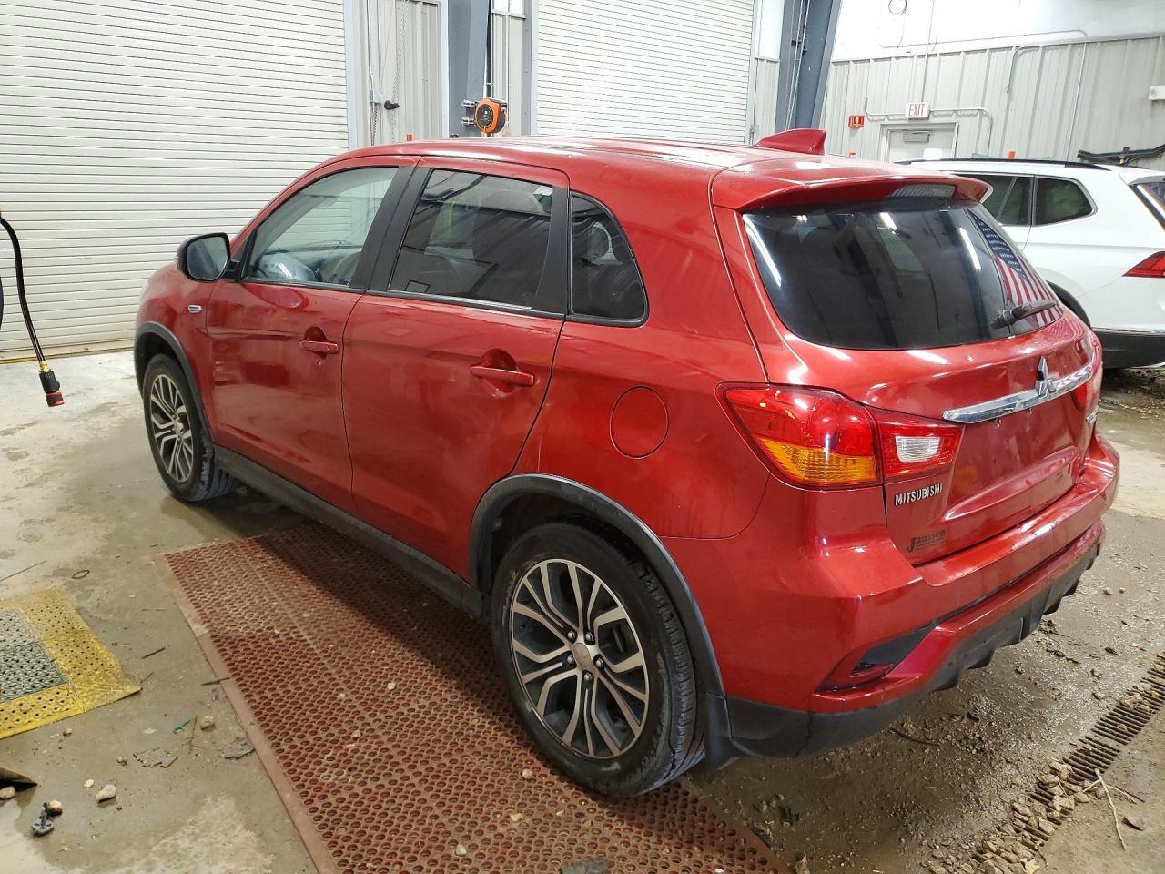 2018 Mitsubishi Outlander Sport Es - Image 2