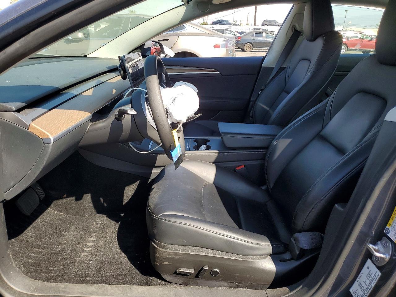 2023 Tesla Model 3 - Фото 7