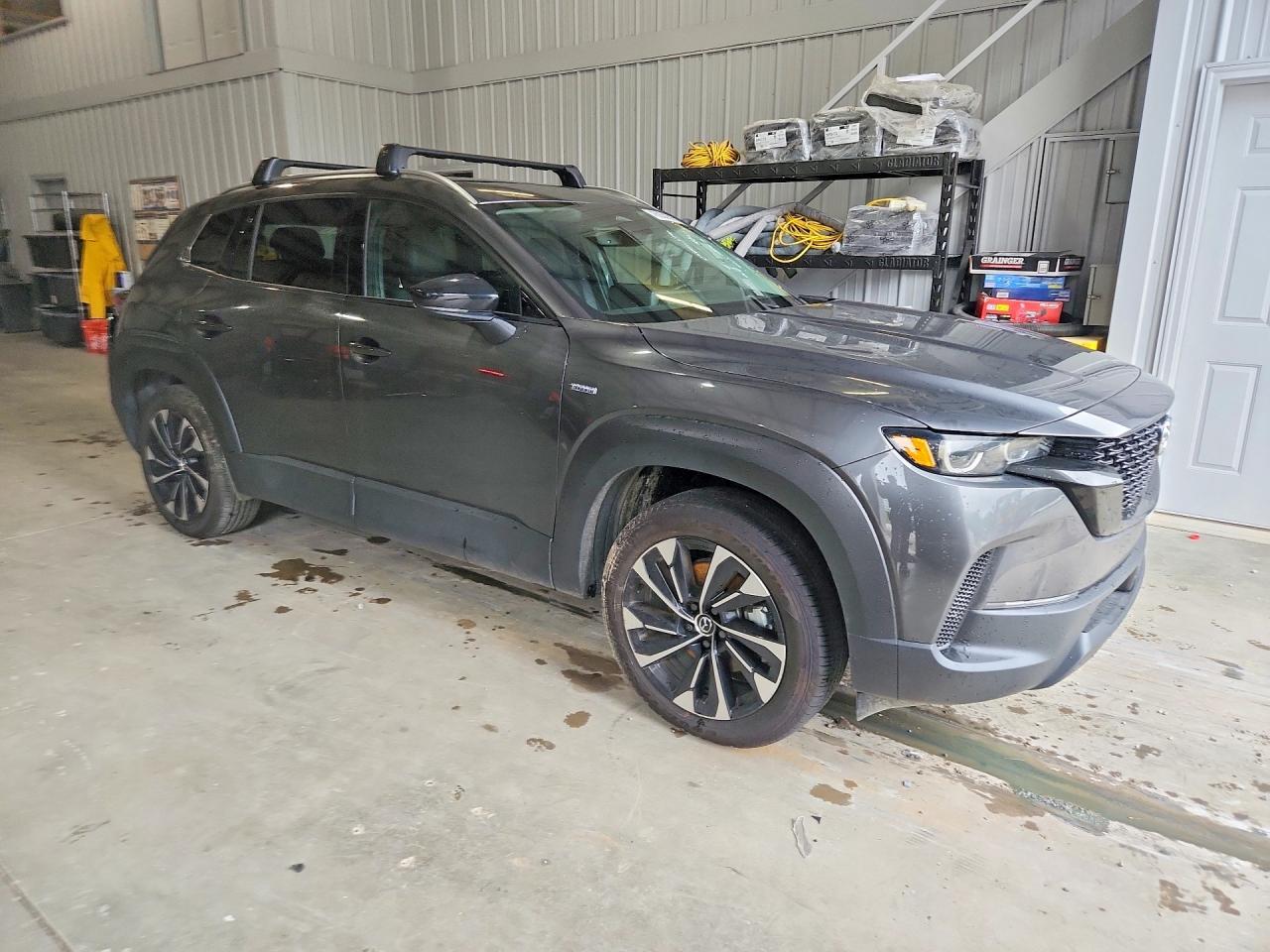 2025 Mazda Cx-50 Premium Plus - Image 4