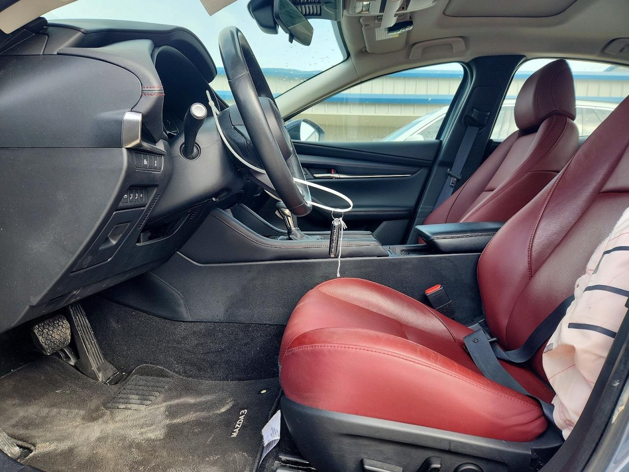 2024 Mazda 3 Preferred - Фото 7