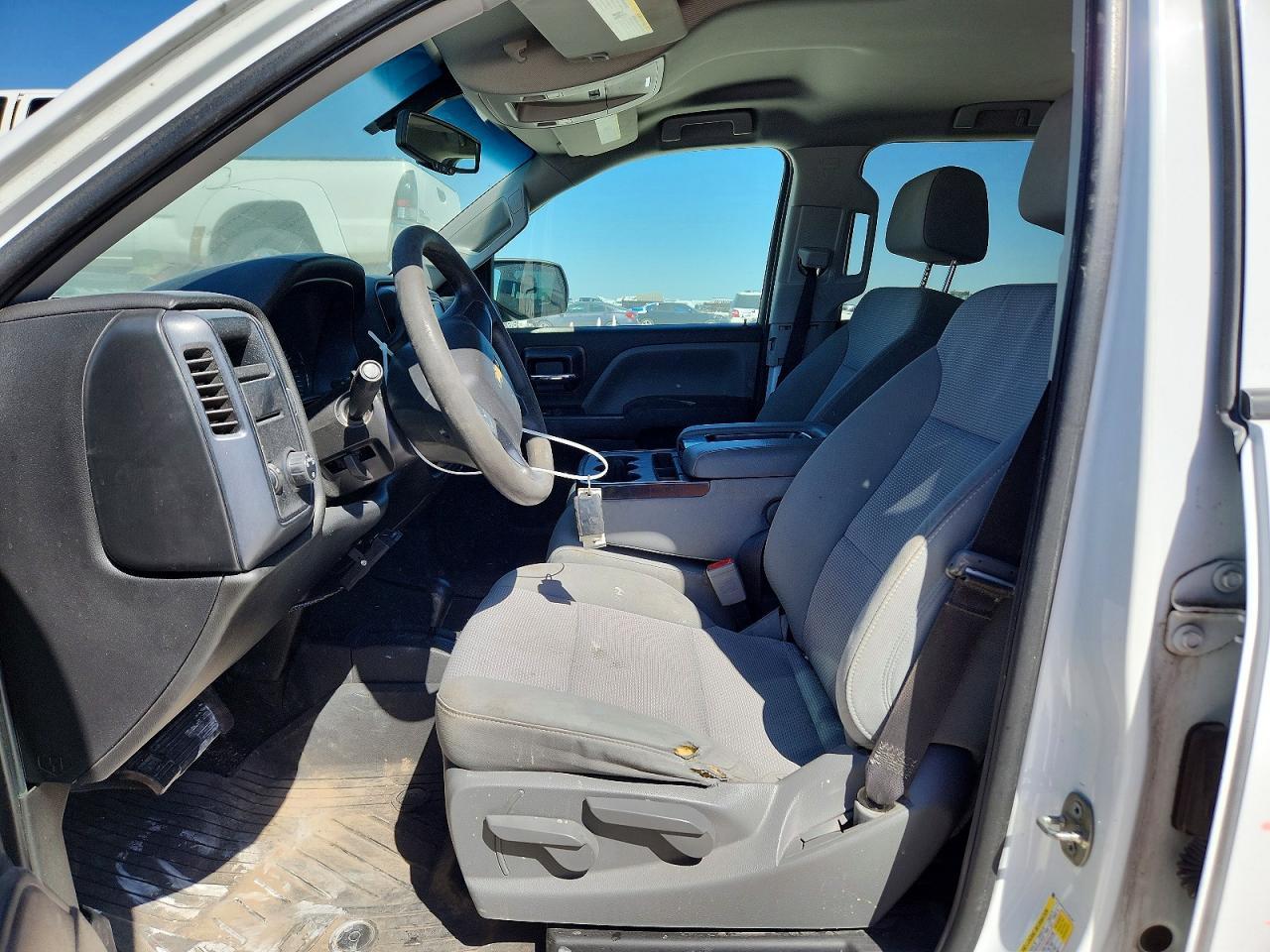 2018 Chevrolet Silverado K1500 Custom - Фото 7