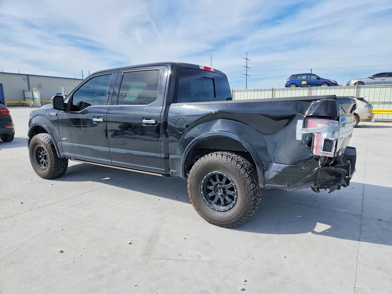 2016 Ford F150 Supercrew - Фото 2