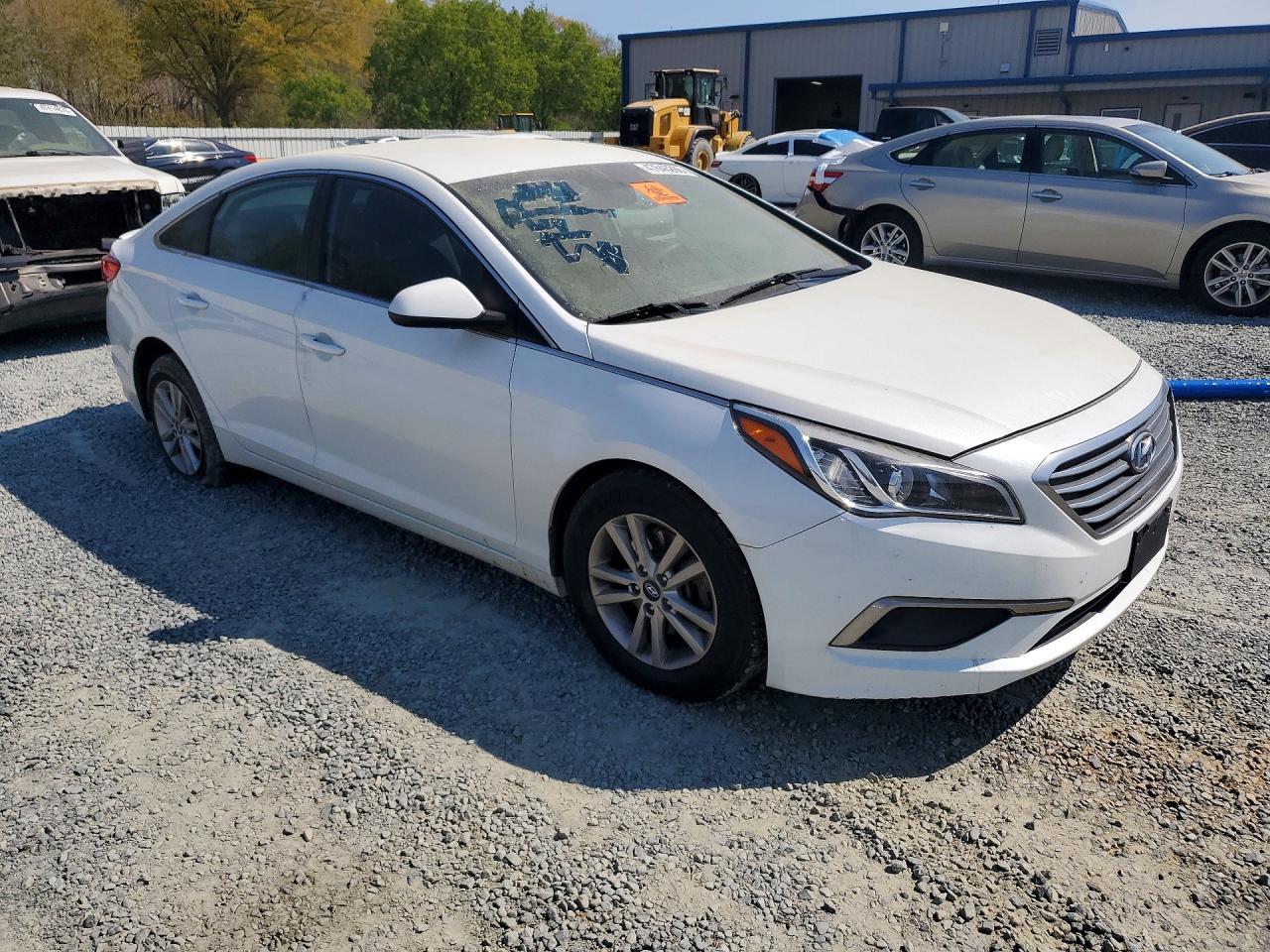 2017 Hyundai Sonata Se - Фото 4