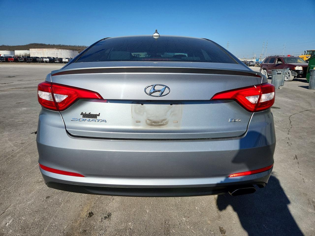 2015 Hyundai Sonata Eco - Фото 6