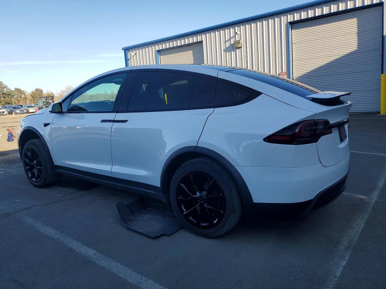 2024 Tesla Model X - Фото 2