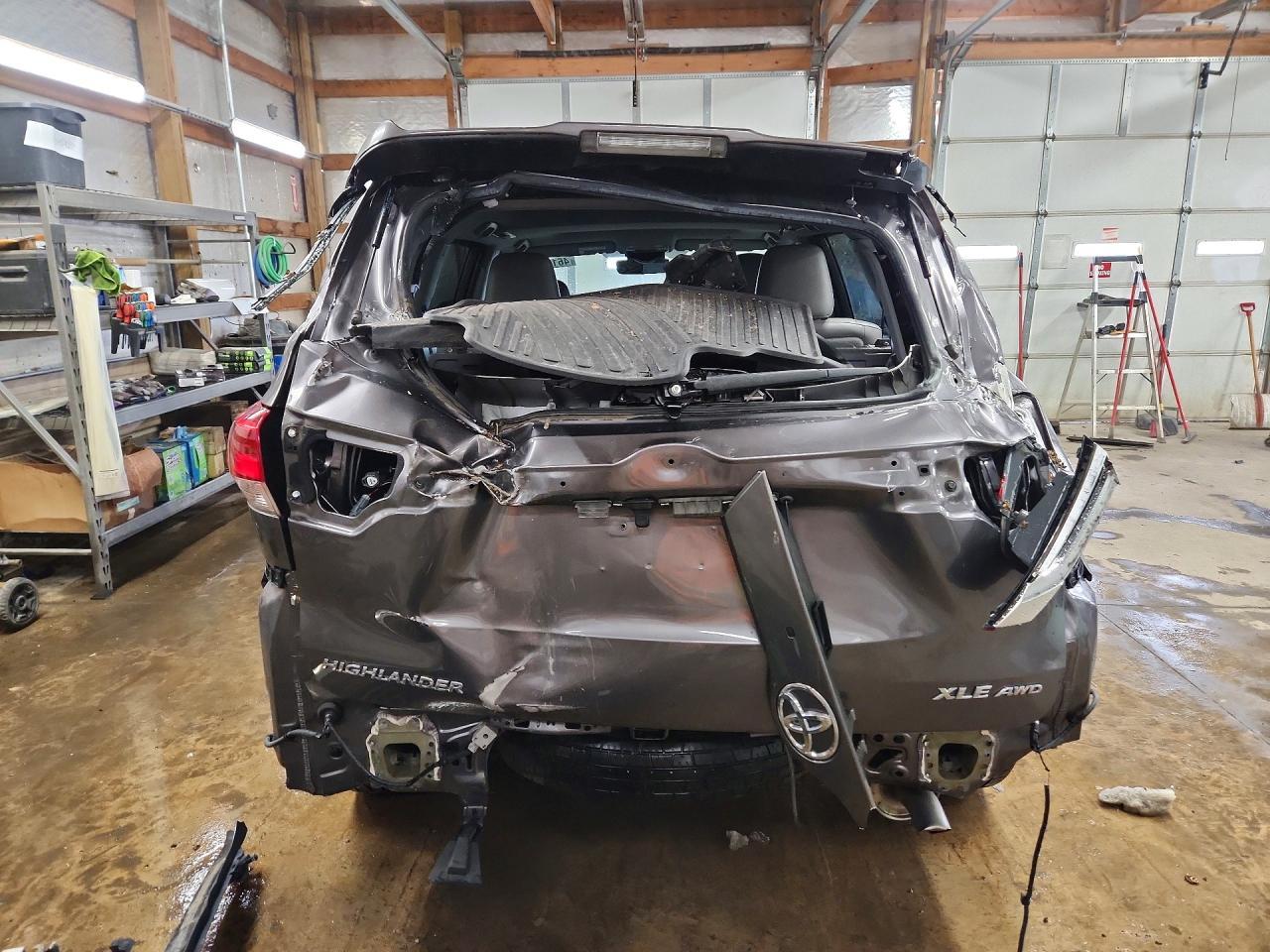 2019 Toyota Highlander Xle - Фото 6