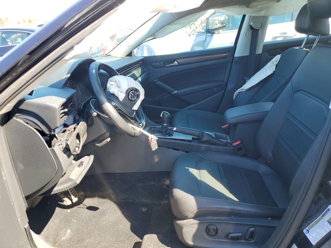 2020 Volkswagen Passat R-Line - Фото 7