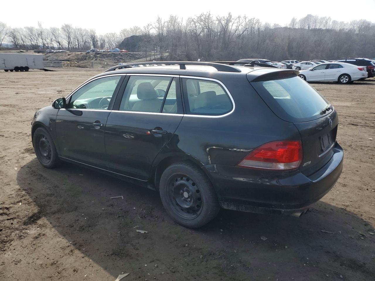 2014 Volkswagen Jetta Tdi - Image 2