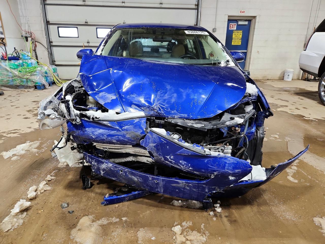 2016 Toyota Prius Three - Image 5