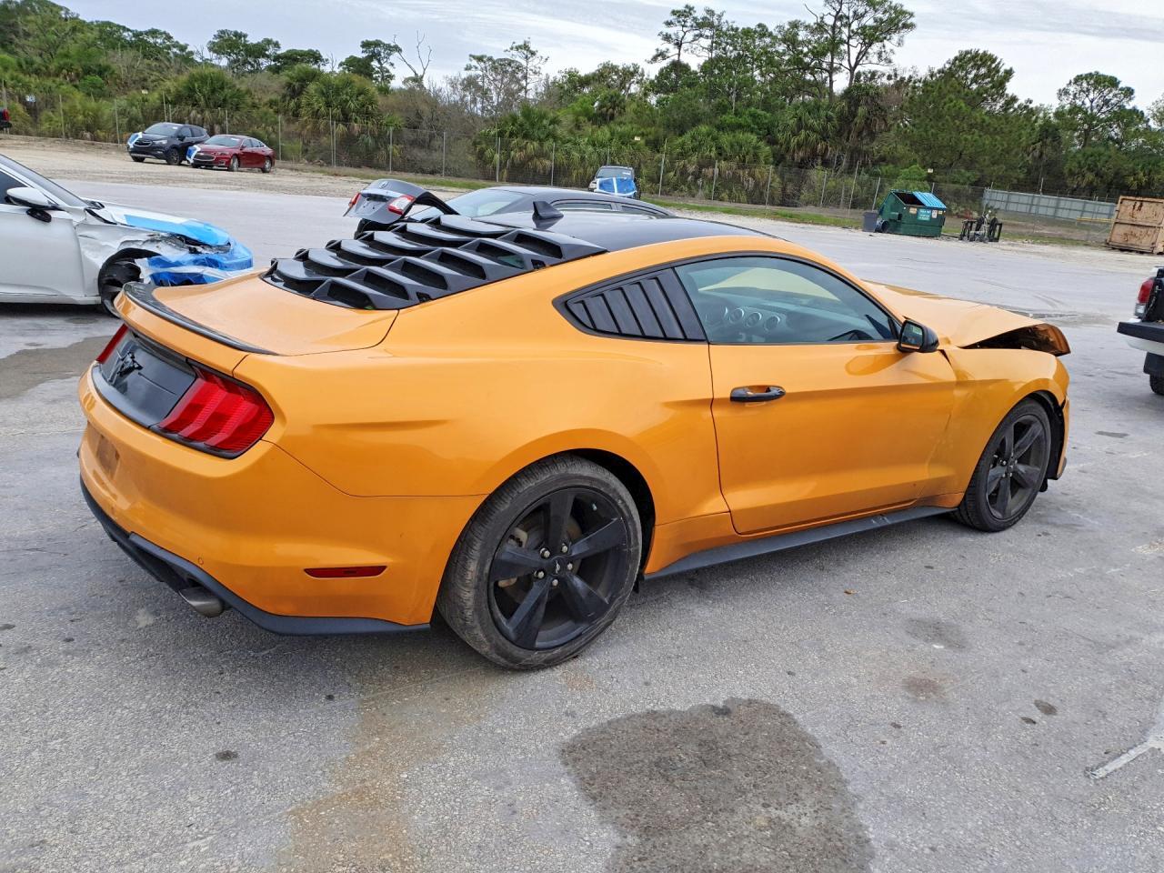 2022 Ford Mustang - Image 3