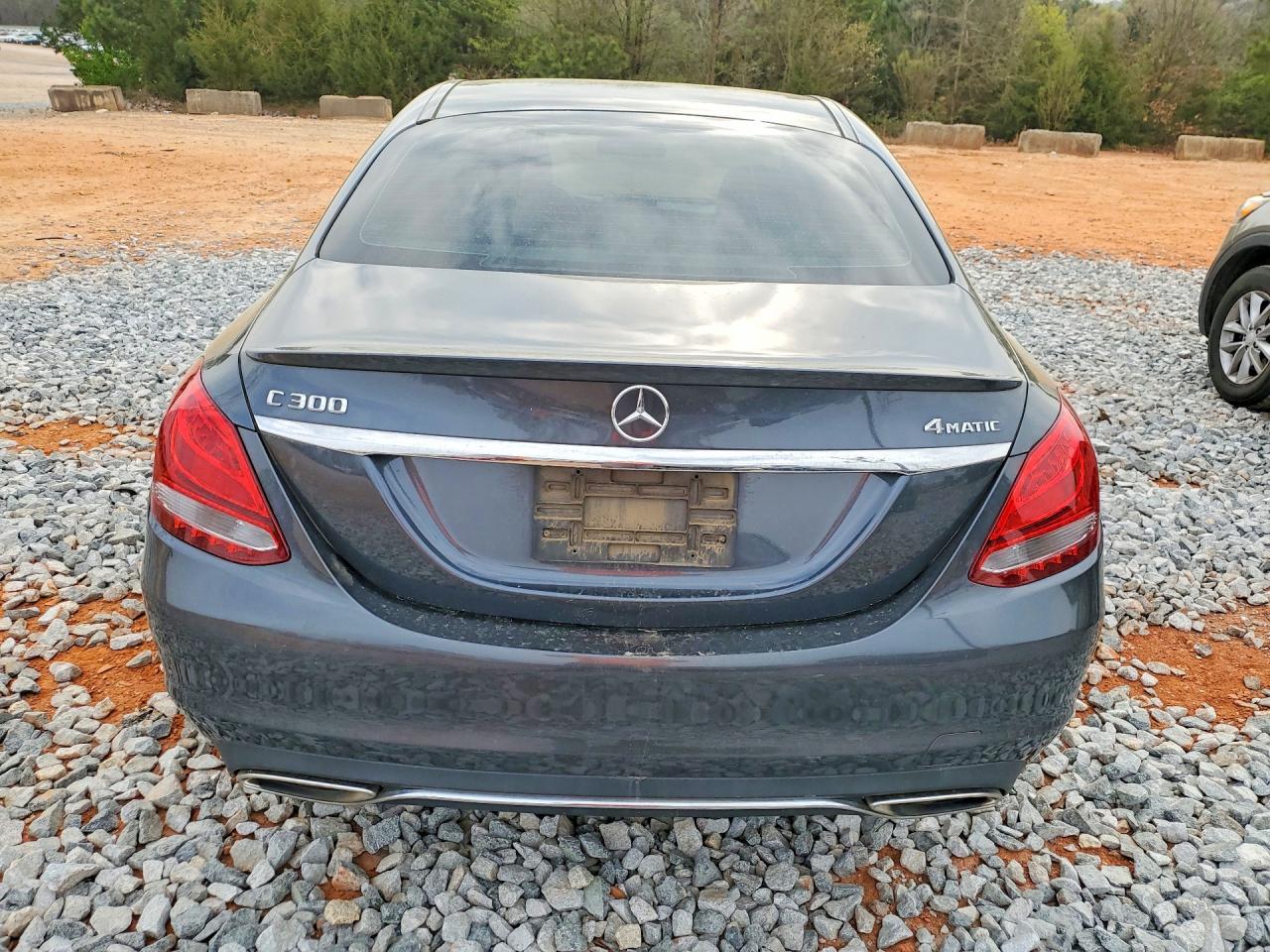 2016 Mercedes-Benz C 300 4Matic - Image 6