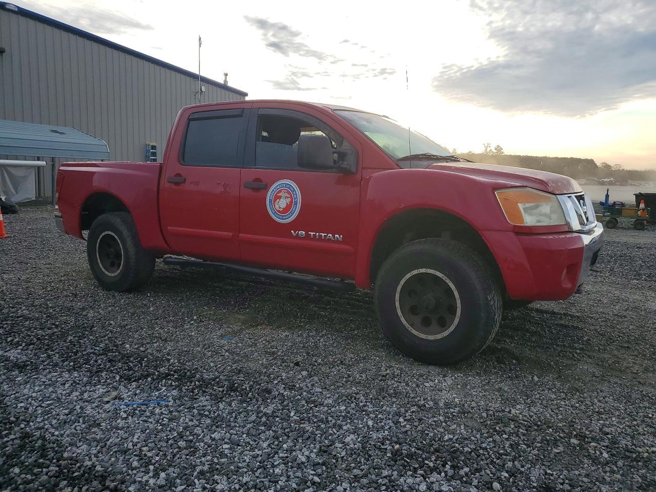 2012 Nissan Titan Sv - Фото 4
