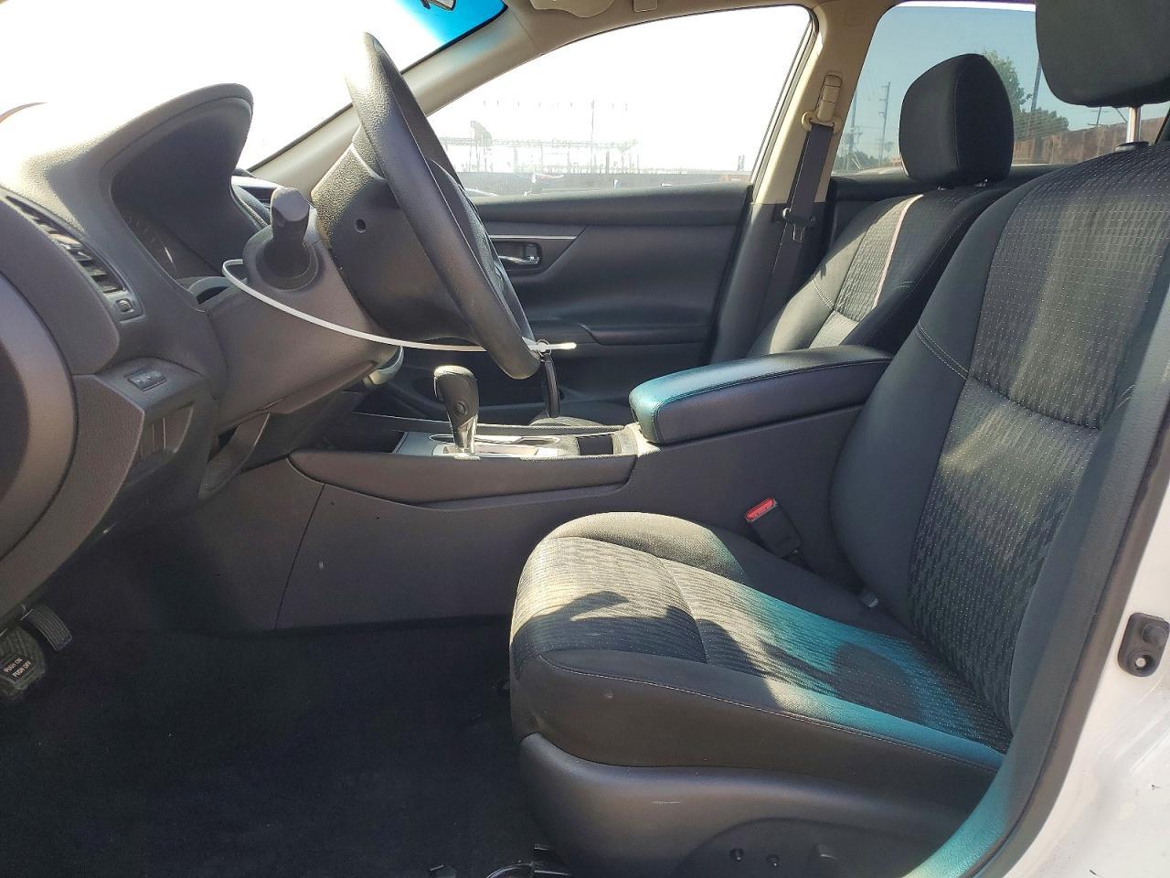 2016 Nissan Altima 2.5 S - Фото 7