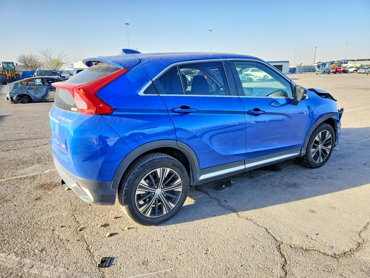 2018 Mitsubishi Eclipse Cross Se - Фото 3