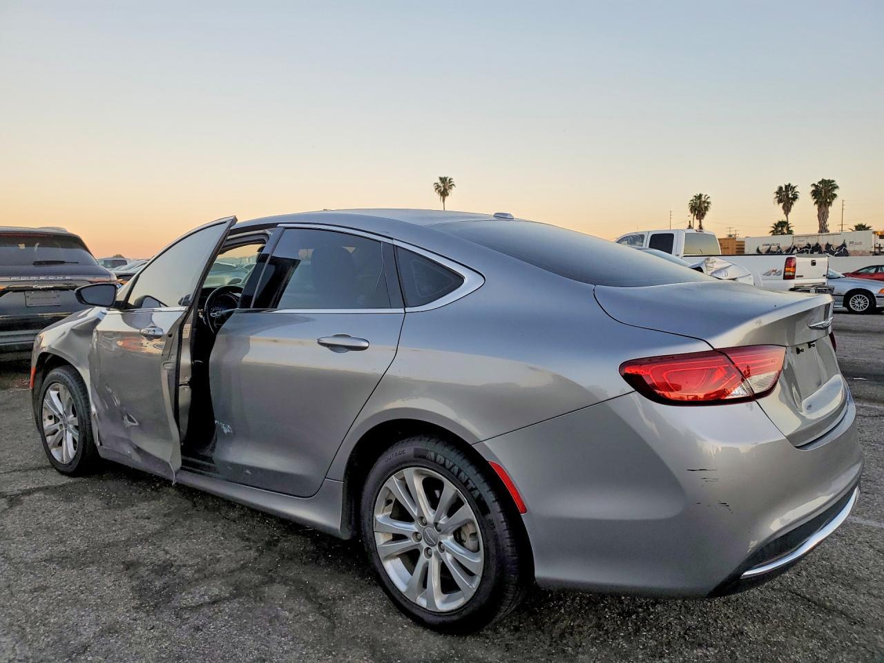 2016 Chrysler 200 Limited - Image 2
