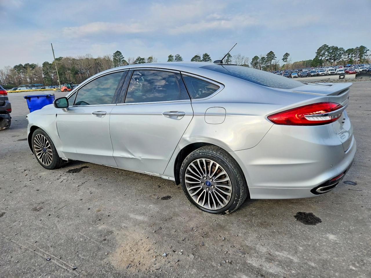2018 Ford Fusion Titanium - Фото 2