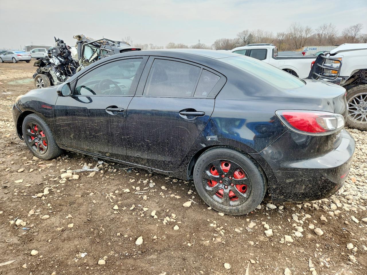 2013 Mazda 3 I - Image 2