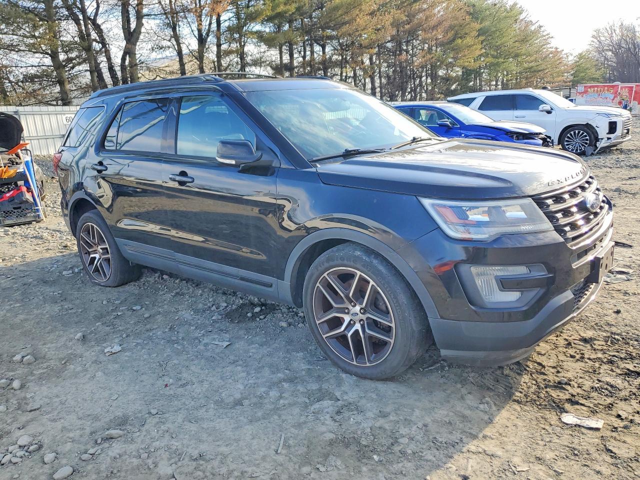 2016 Ford Explorer - Image 4