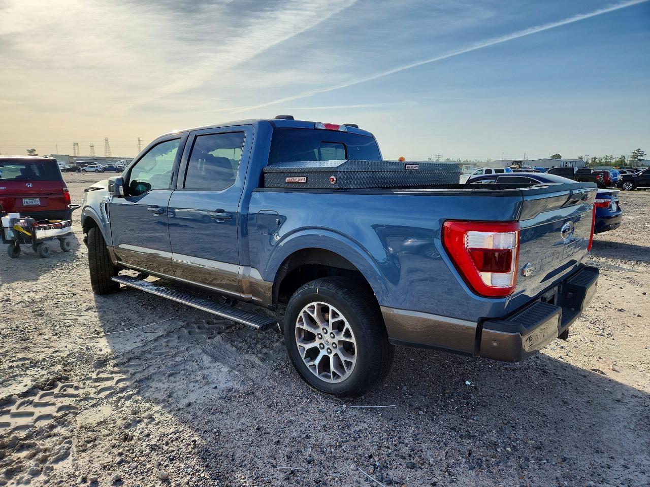 2023 Ford F150 Supercrew - Фото 2