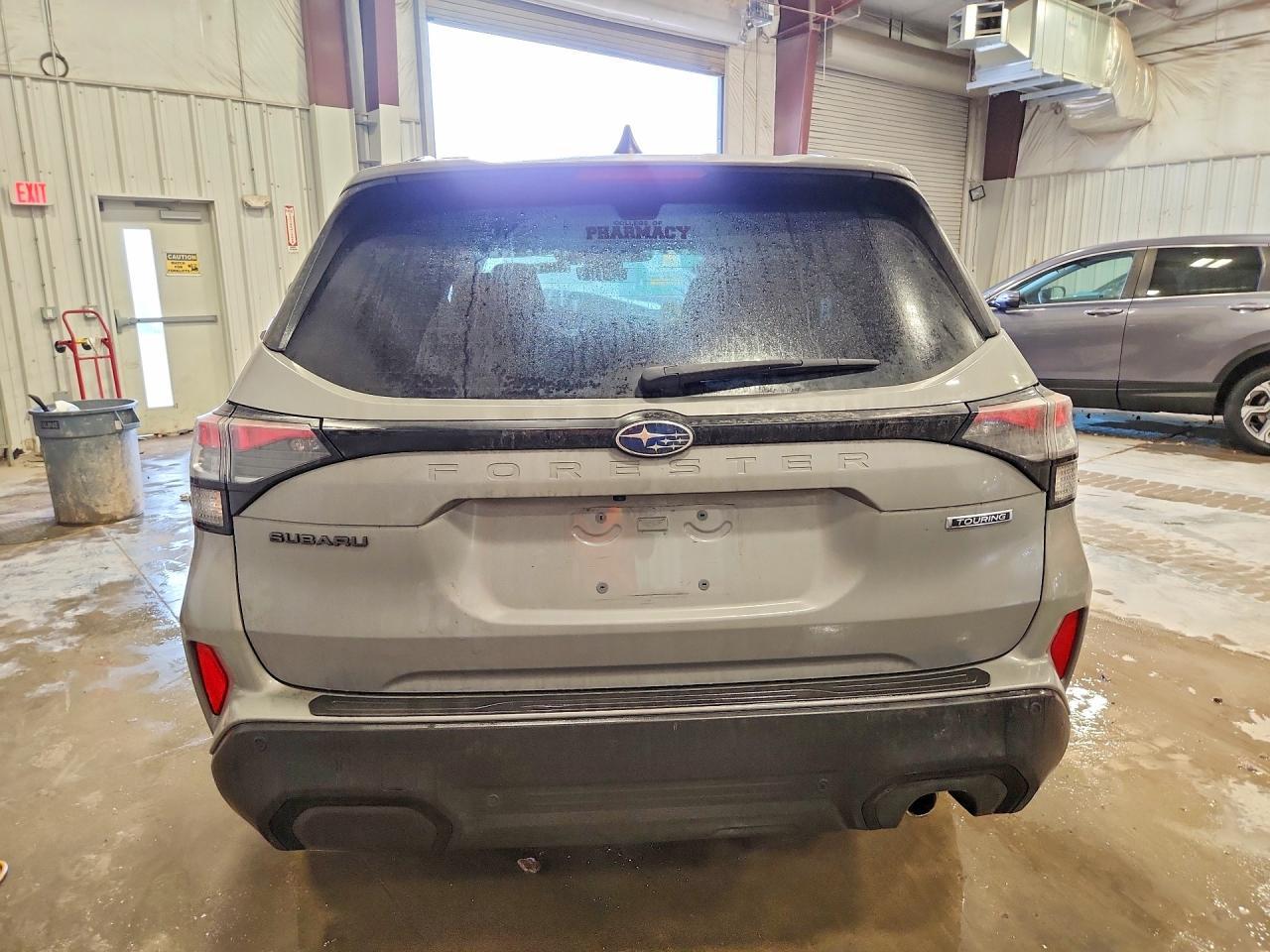 2025 Subaru Forester Touring - Фото 6