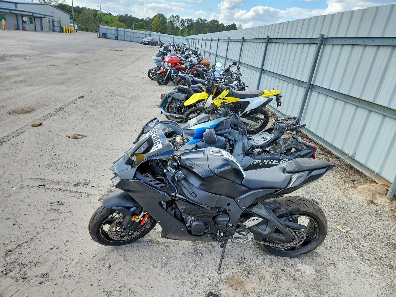 2025 Kawasaki Zx1002 L - Фото 3