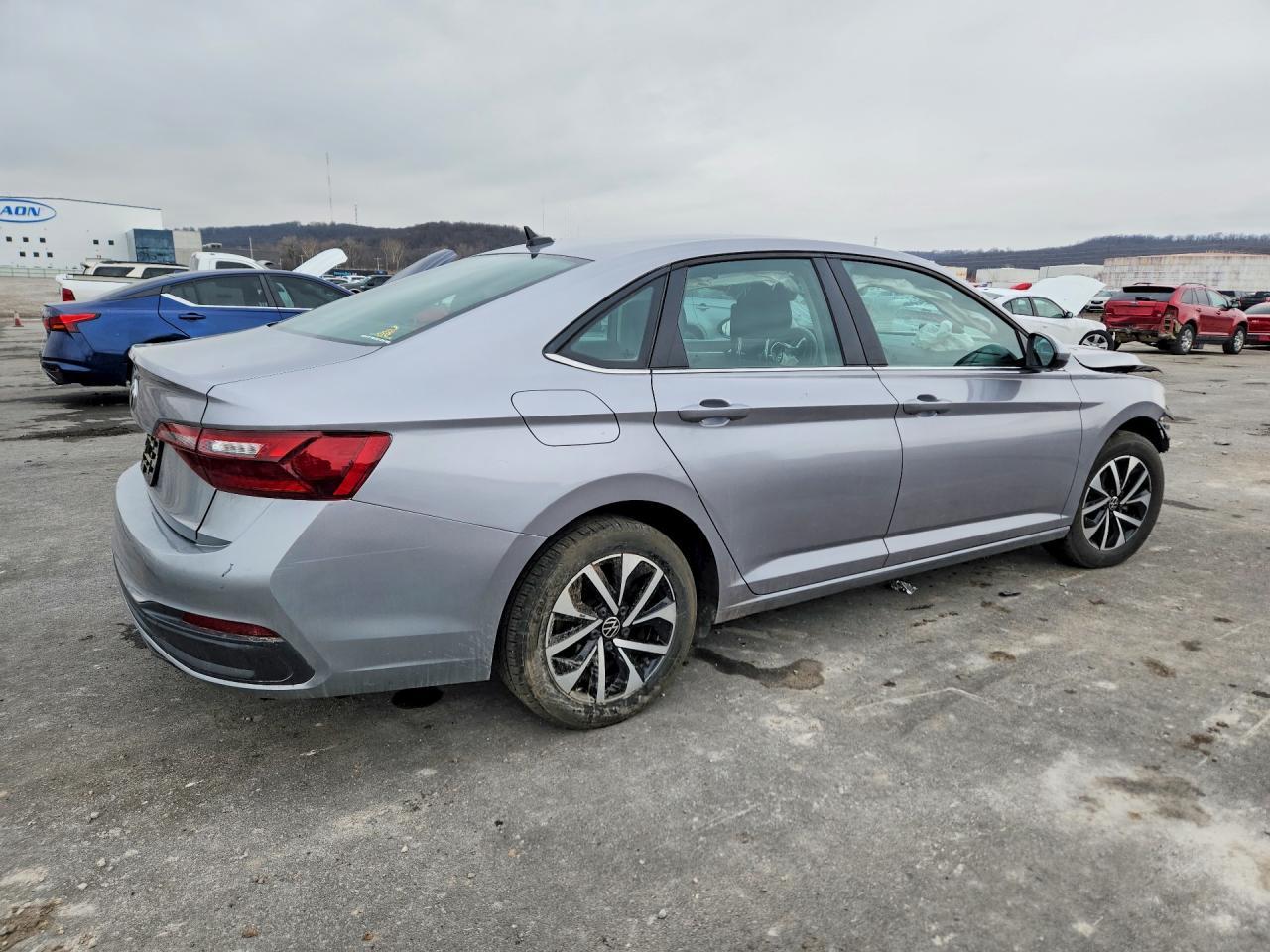2024 Volkswagen Jetta S - Фото 3
