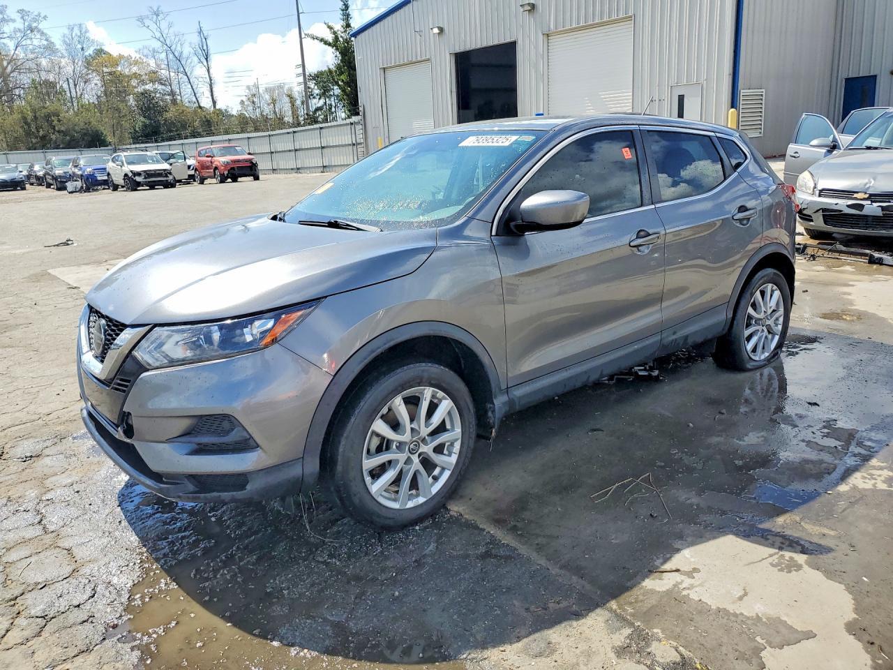 2022 Nissan Rogue Sport S
