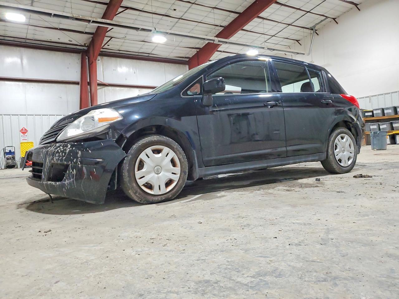 2011 Nissan Versa 1.8 S