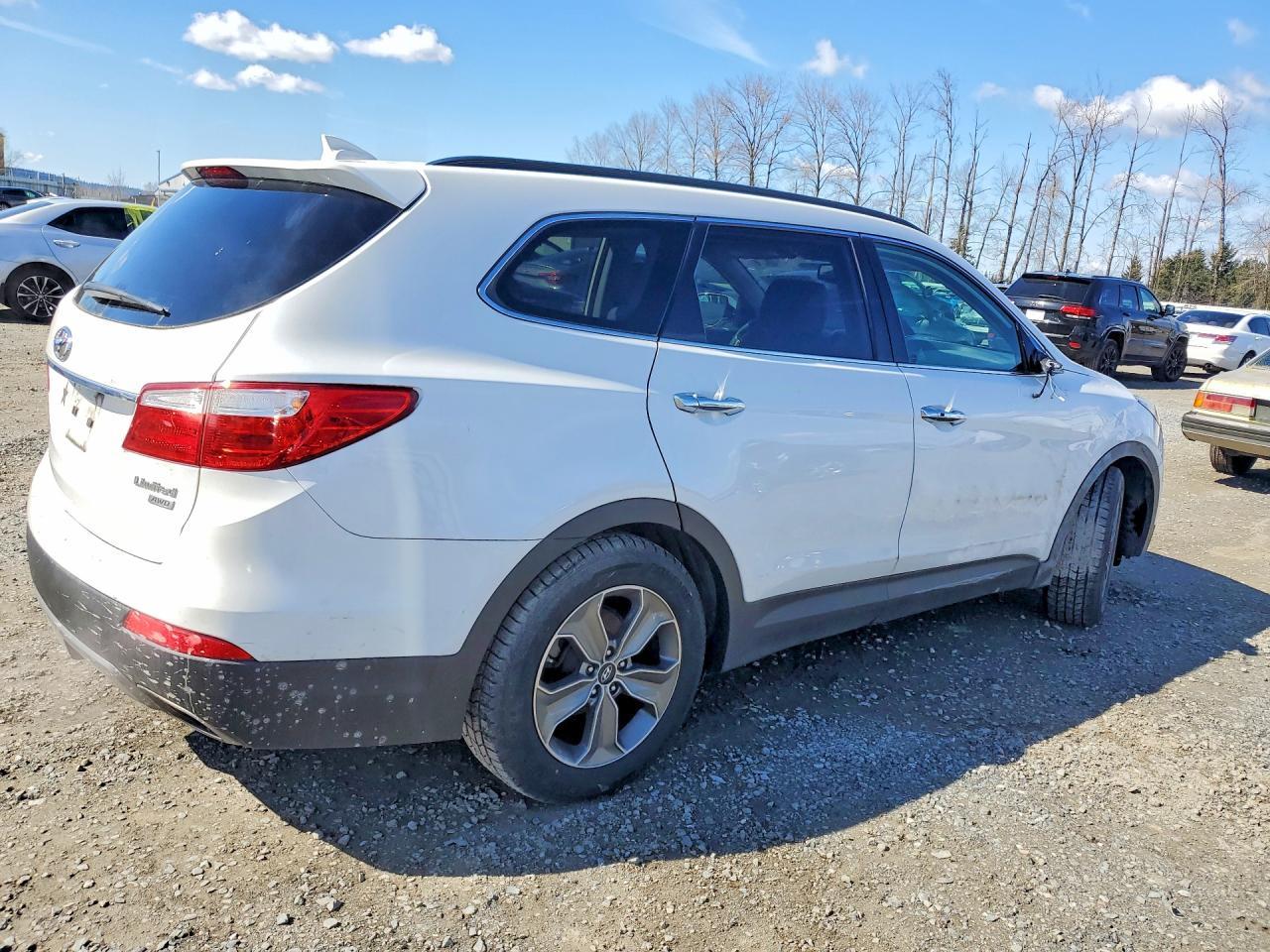 2014 Hyundai Santa Fe Limited - Image 3