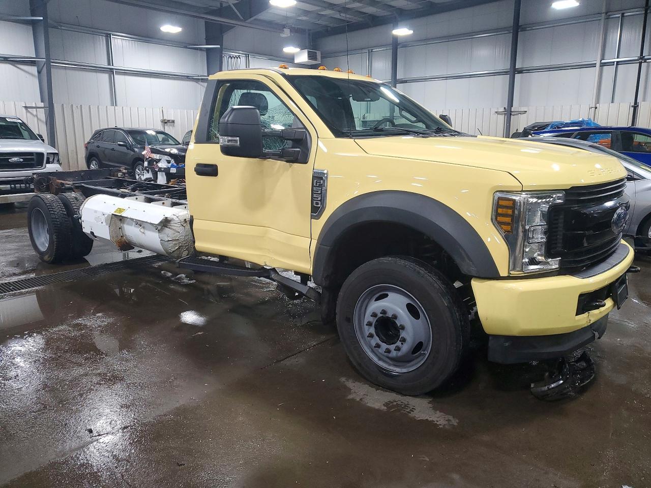 2019 Ford F550 Super Duty - Фото 4