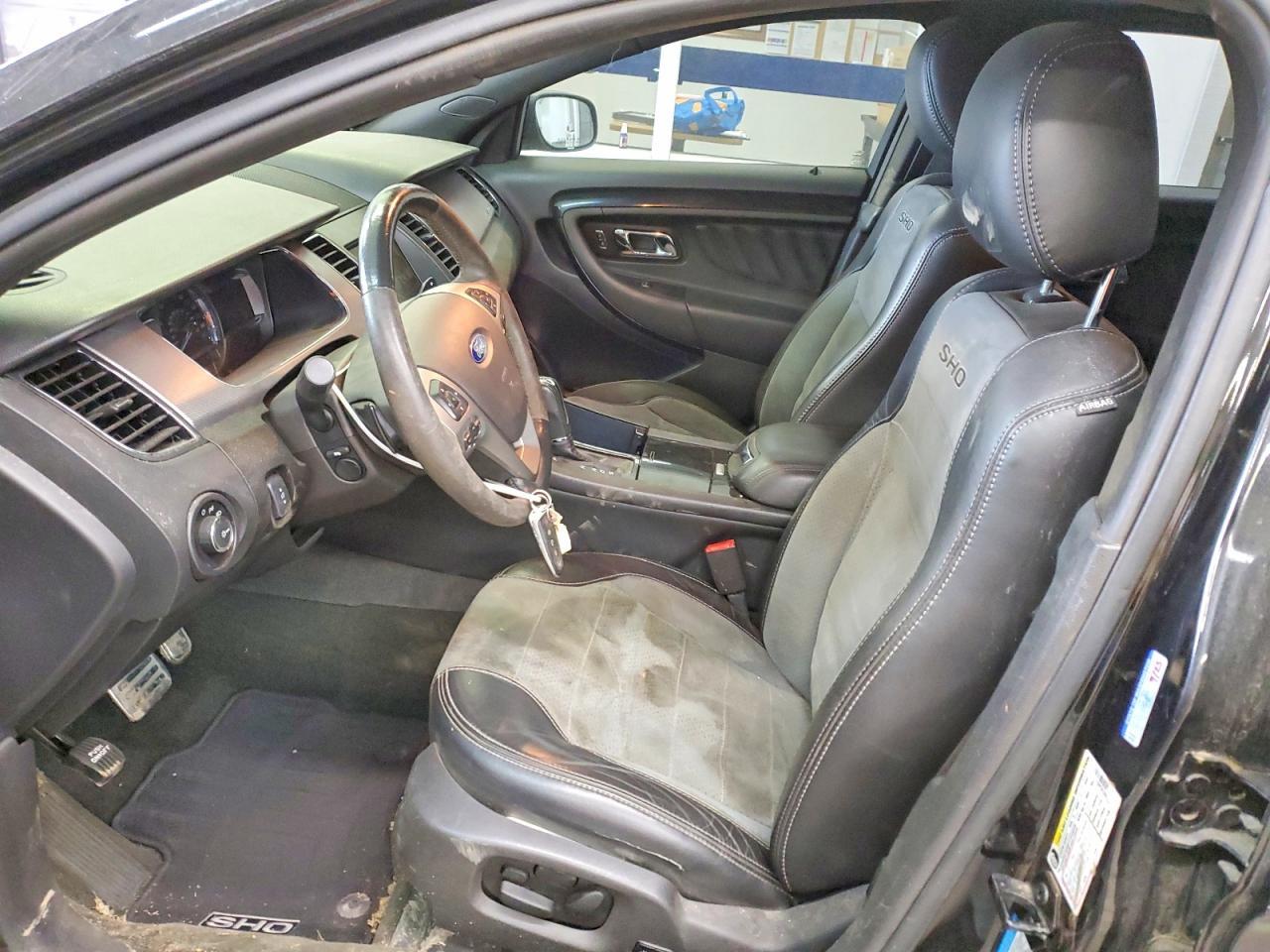 2013 Ford Taurus Sho - Image 7