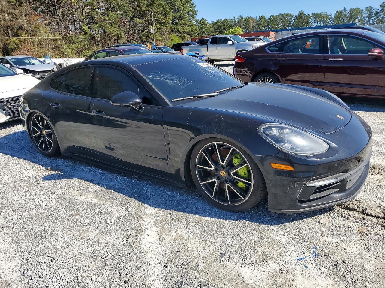 2018 Porsche Panamera 4 E-Hybrid - Фото 4