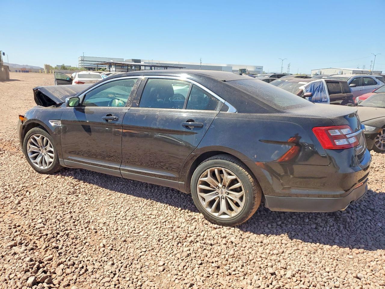 2017 Ford Taurus Limited - Фото 2