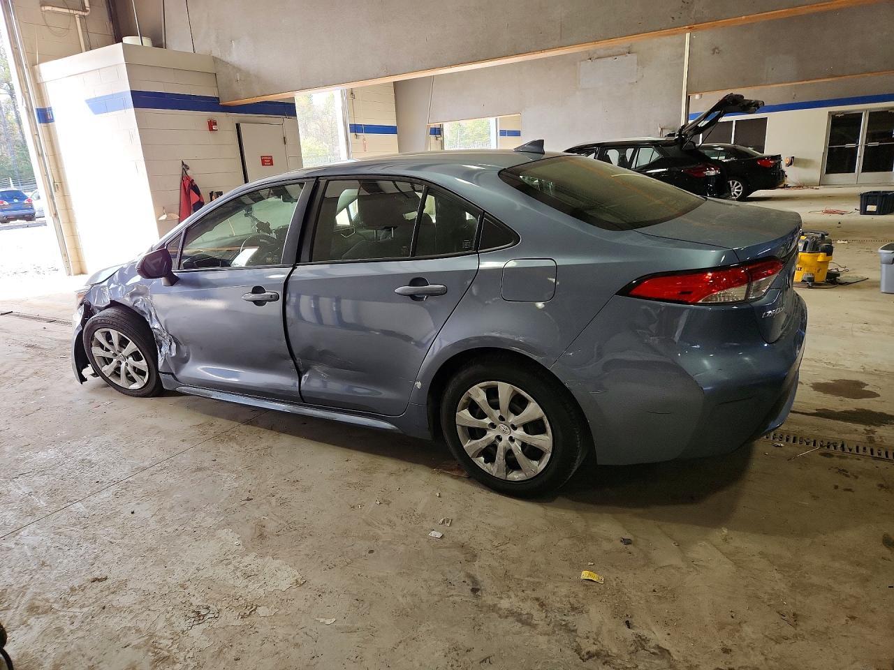 2020 Toyota Corolla Le - Фото 2
