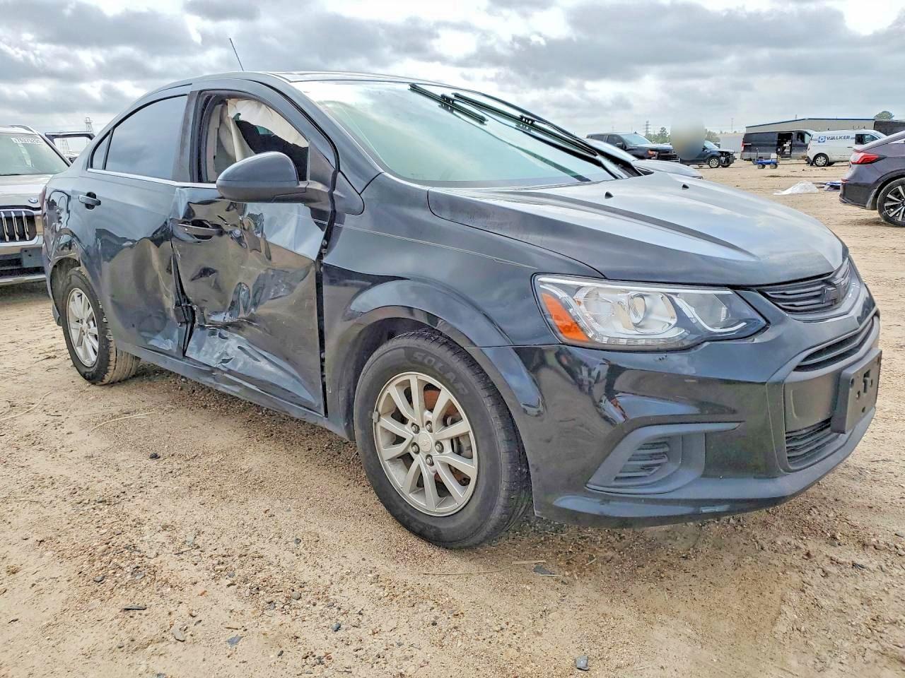 2019 Chevrolet Sonic - Фото 4