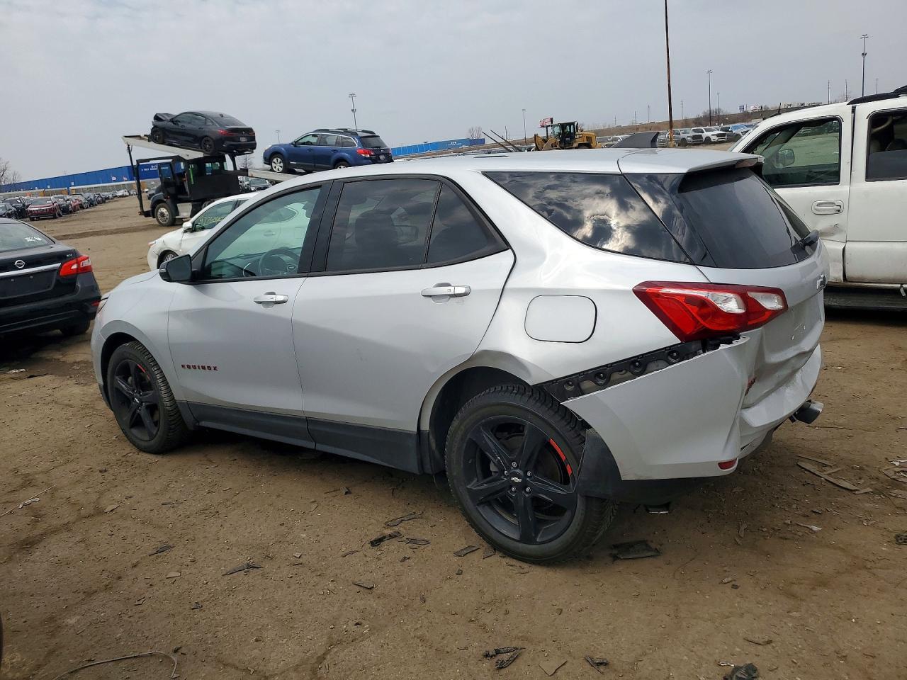 2019 Chevrolet Equinox Lt - Image 2