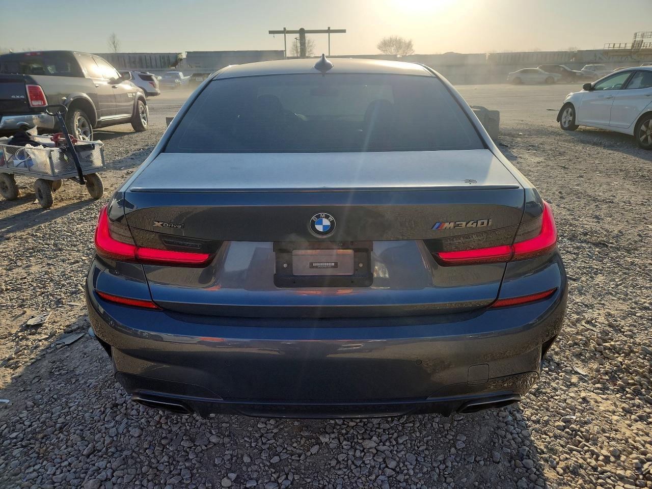 2021 BMW Motorrad M340Xi - Фото 6