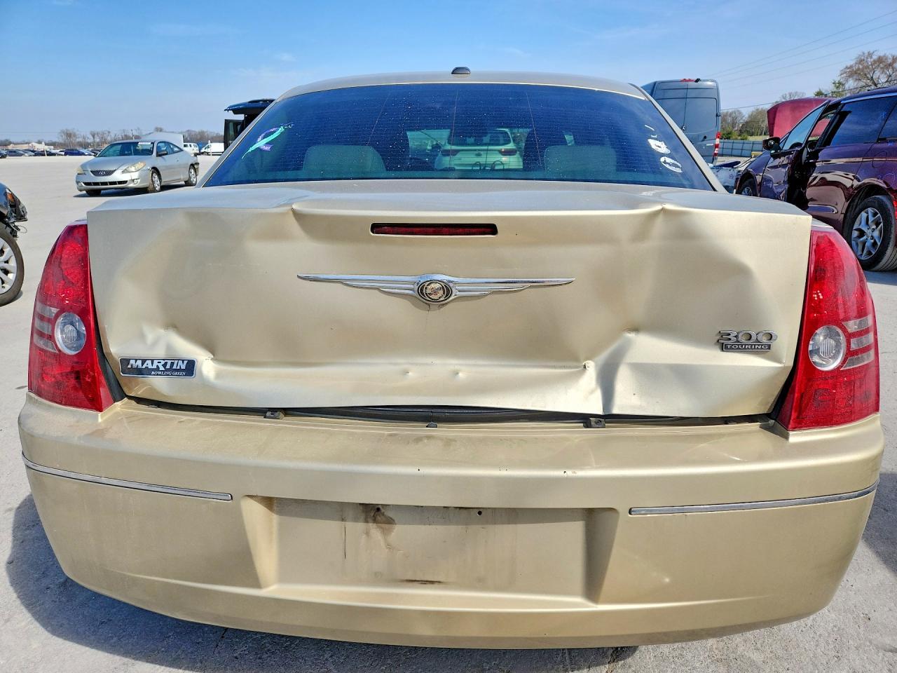 2010 Chrysler 300 Touring - Фото 6