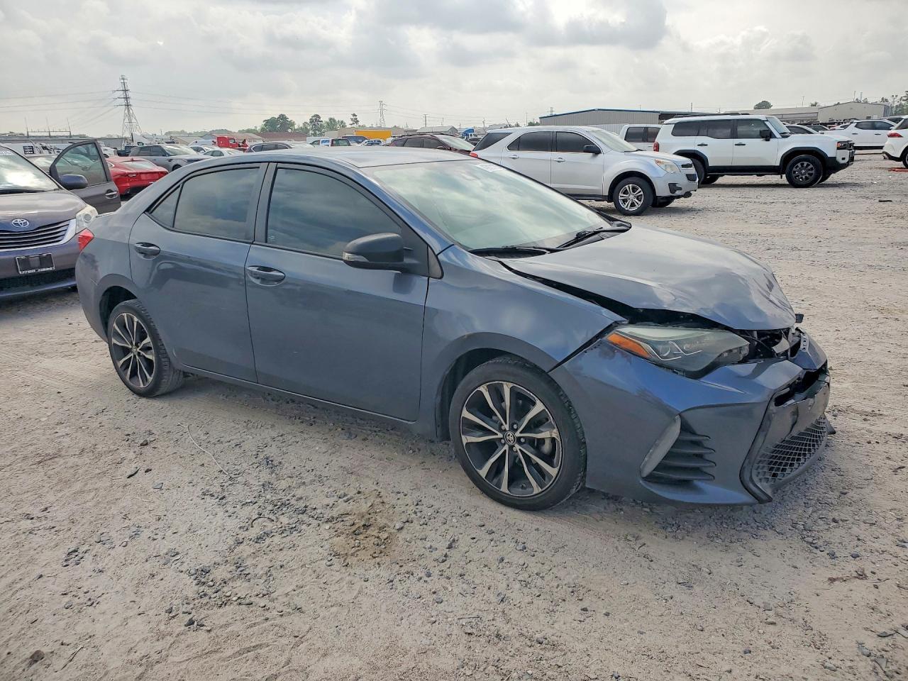 2017 Toyota Corolla Se - Фото 4