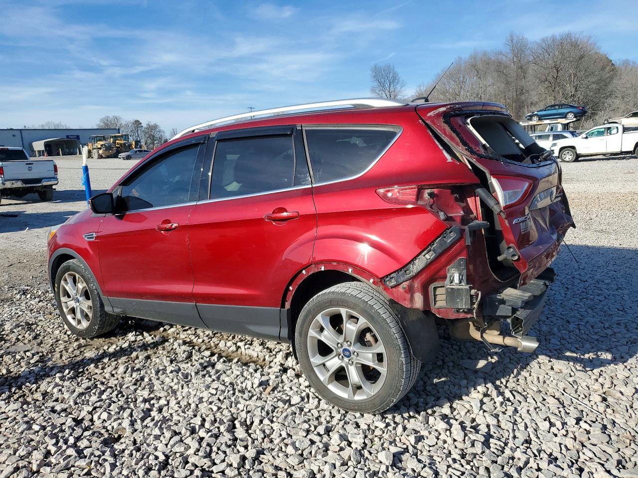 2014 Ford Escape Titanium - Фото 2