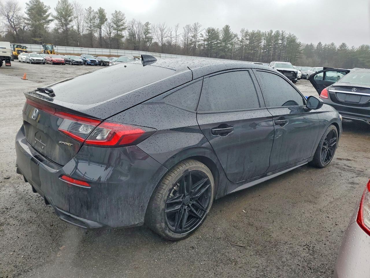 2025 Honda Civic Sport - Image 3