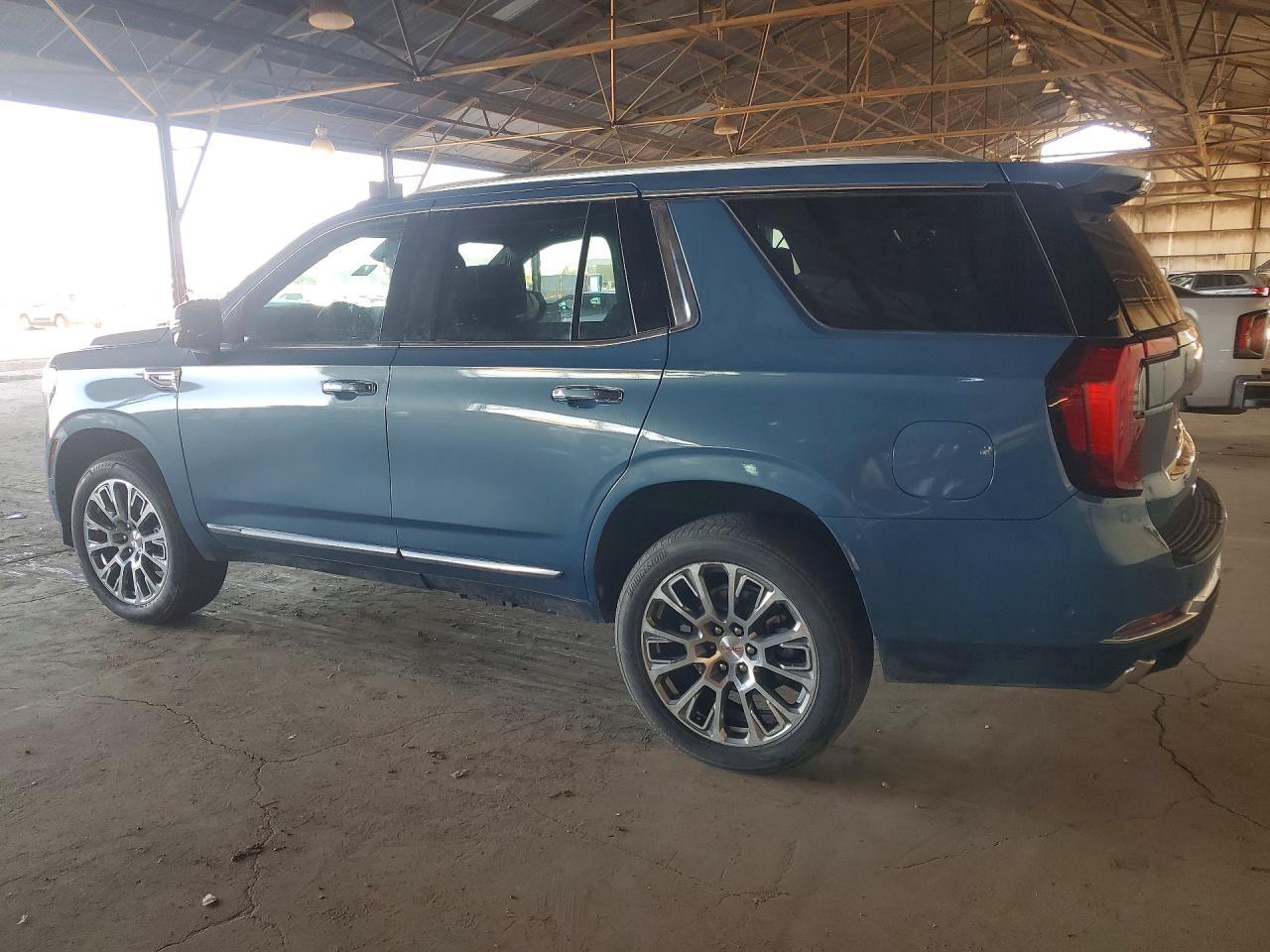 2025 GMC Yukon Denali - Фото 2