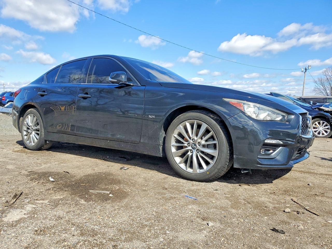 2018 Infiniti Q50 3.0T Luxe - Фото 4