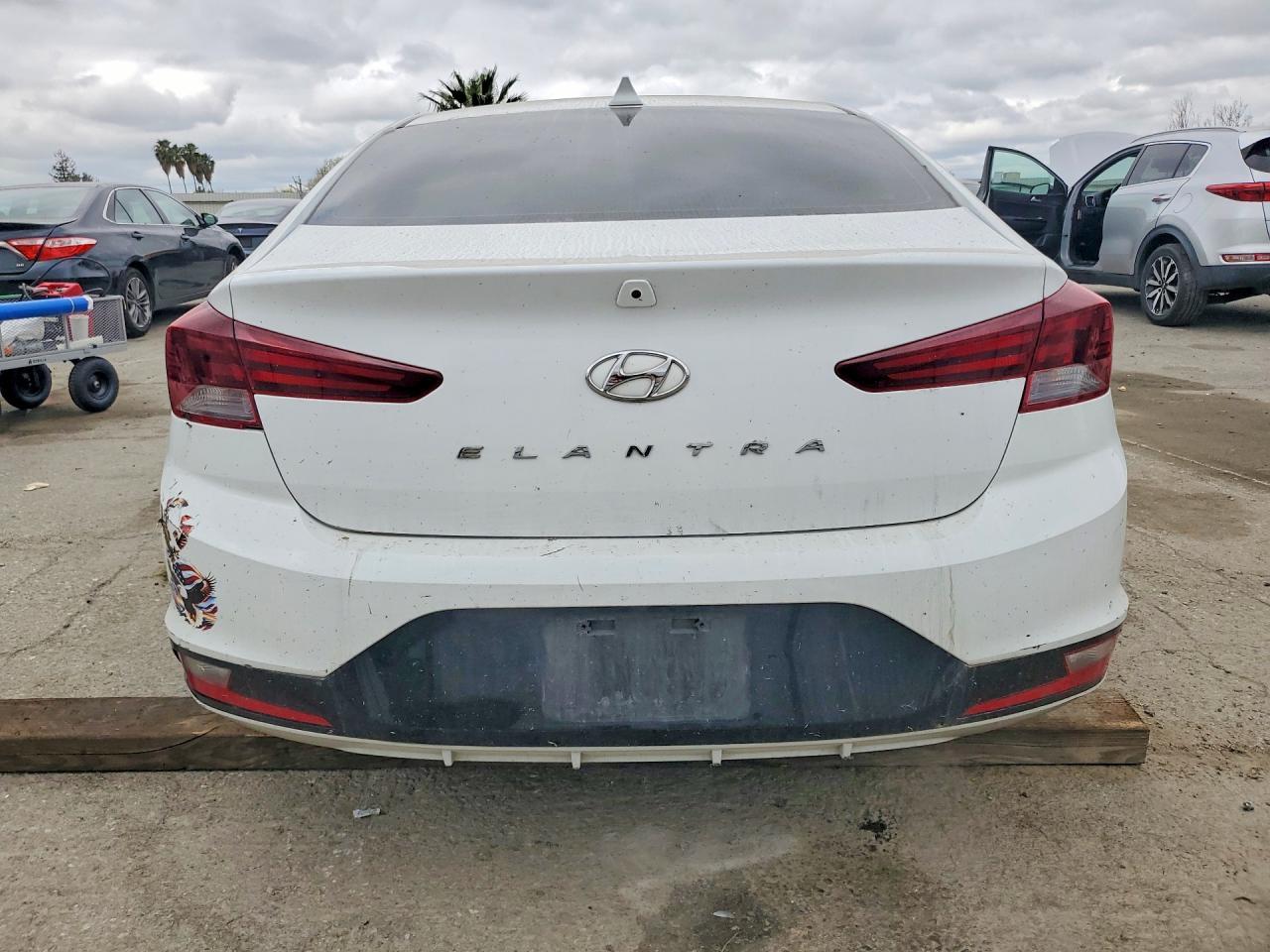 2019 Hyundai Elantra Sel - Image 6