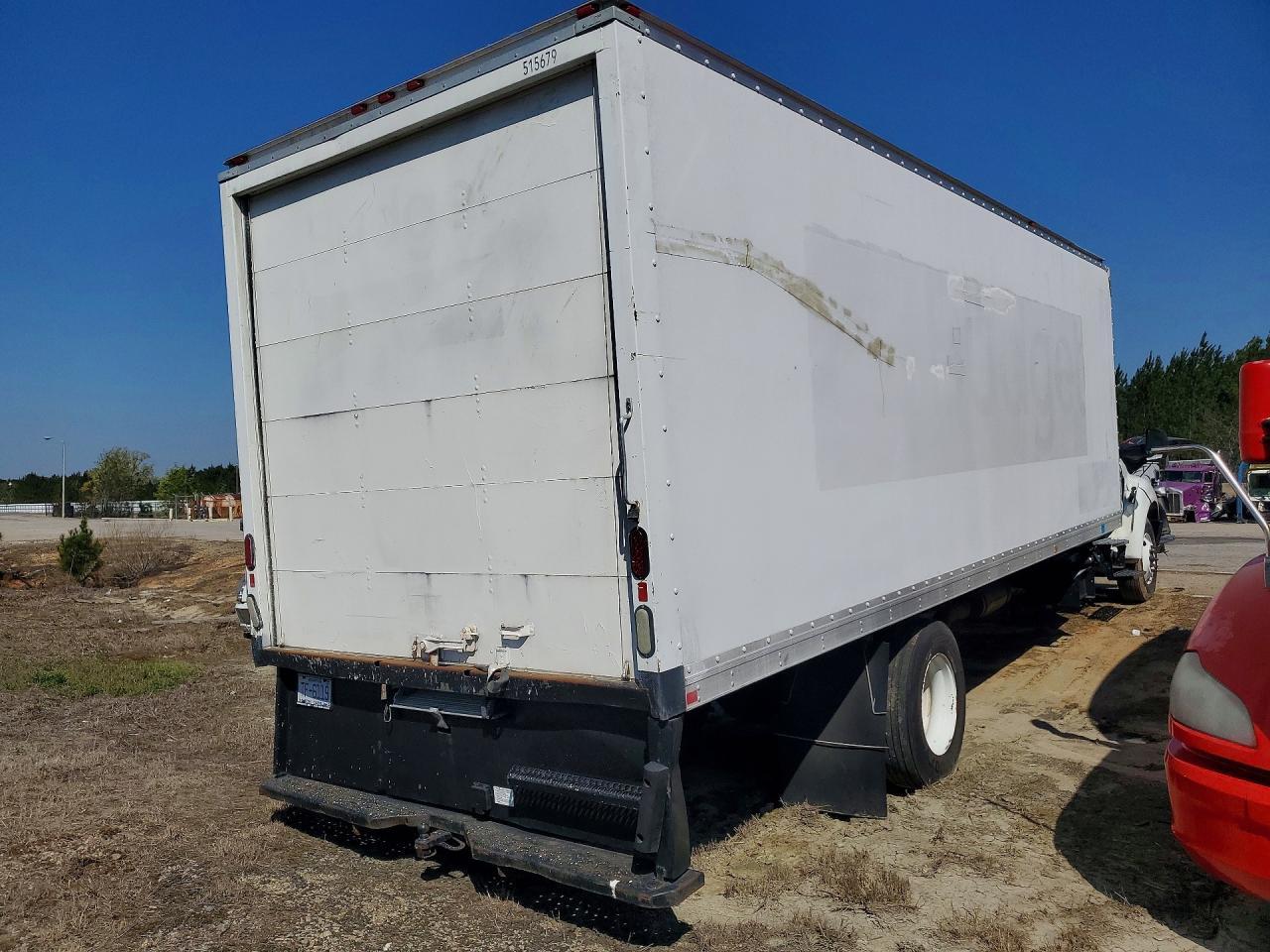 2015 Ford F750 Super Duty Box Truck - Фото 3