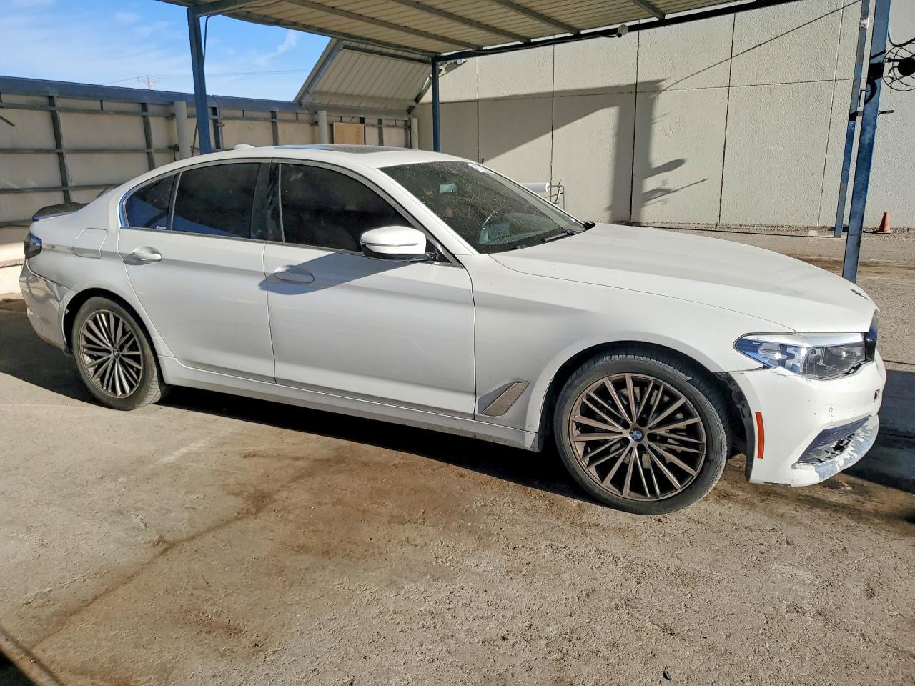 2020 BMW 530 I - Image 4